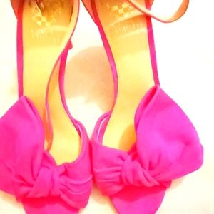 2- Pair of Vince Camuto   Size: 9M.  Colors: Black,Pink   High Heels: 2-3 in